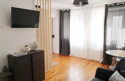 Santo Estevao Apartment | Al- Hamma Suites II - 2nd floor