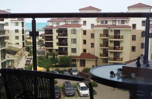 Shkorpilovtsi Apartment | Al Rial Beach Apartments