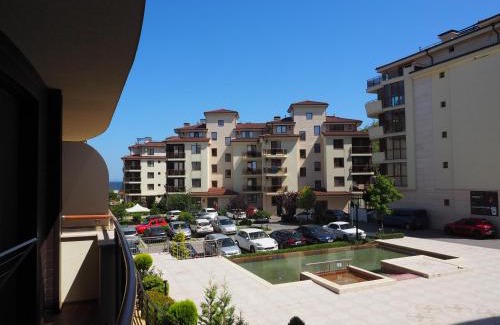 Shkorpilovtsi Apartment | Al Rial Beach Apartments