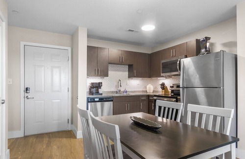 Tuscaloosa Condo | Al's River Retreat at Watercress with Pool & Gym Access