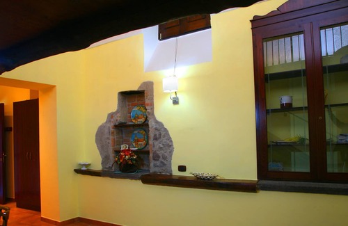 Sant'Antonio Abate Apartment | Al Vecchio Cellaio Historical