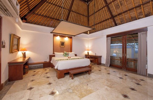 Penatih Hotel | Alam Puri Art Museum and Villas