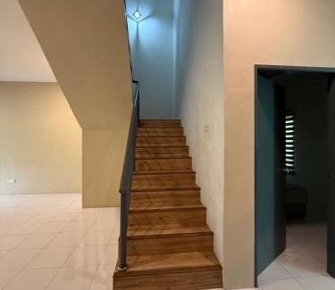Kuching House | Alamanda Homestay Kuching by Mimpi B&B
