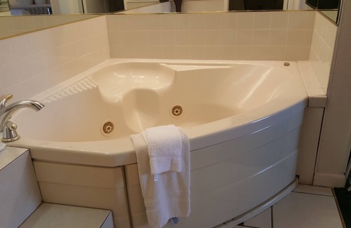 Gillette Hotel | Alamo Inn & Suites