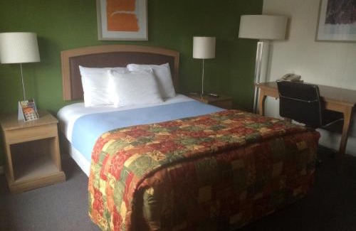 Sheridan Hotel | Alamo Motel