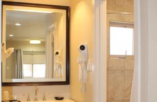 Alamosa House | Alamosa Studio Rental-Walking distance to downtown