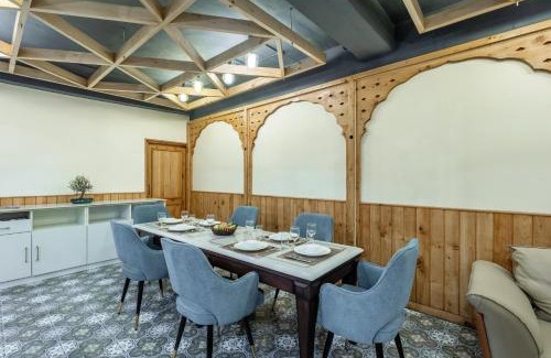 Shimla Apartment | Alaya Stays 6 BHK With Garden - Evaara Woods Hilltop