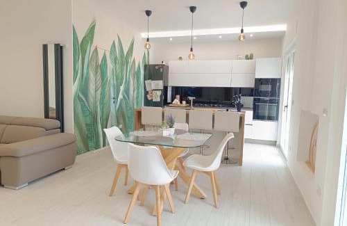 Margherita di Savoia House | Albachiara