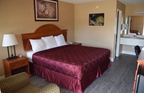 Albany Hotel | Albany Inn & RV Campground