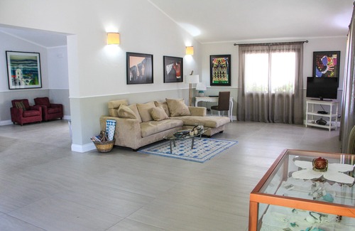 Costa Rei Hotel | Albaruja Hotel