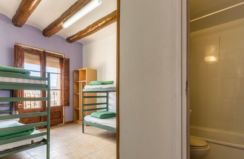 Salas de Pallars Apartment | Alberg La Solana - 24 - Quadruple Room (3 - 4 Guests)