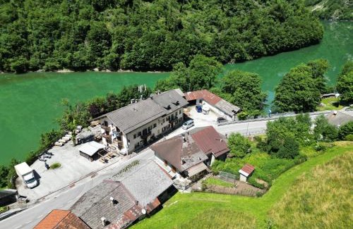 Canal San Bovo Hotel | ALBERGO AL LAGO