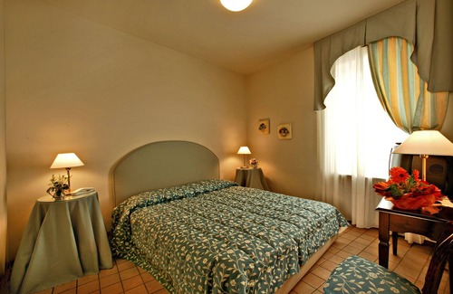 Cocconato Hotel | Albergo Cannon D'Oro