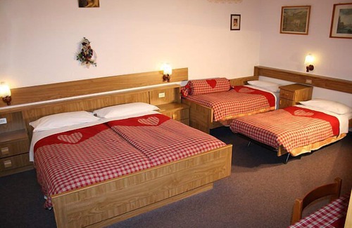 Campitello di Fassa Hotel | Albergo Garni Defrancesco