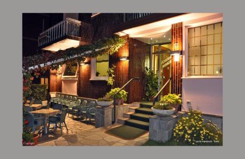 Bagni di Tabiano Hotel | Albergo Moderna