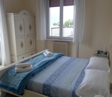 Sale Marasino Hotel | Albergo Motta