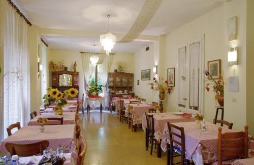 San Momme Hotel | Albergo Ristorante Guidi