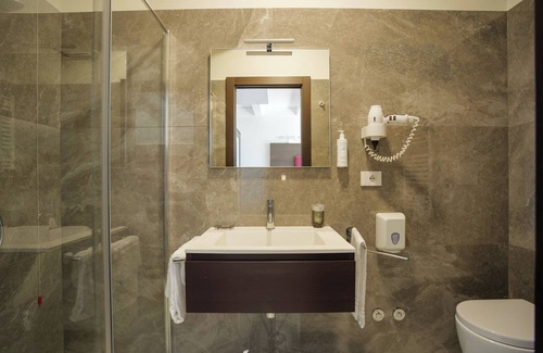 Recanati Hotel | Albergo Ristorante Pizzeria Tonino