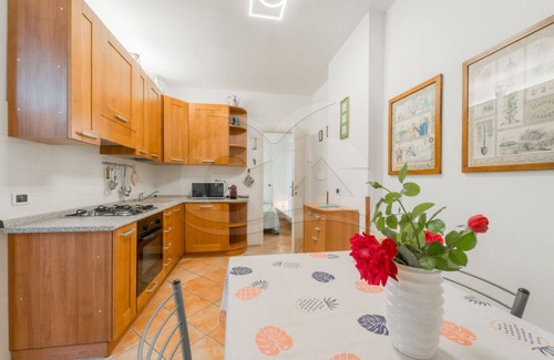 Marina di Campo Apartment | Albero del Pepe 1 vwith garden very close to the center and the beach of Marina di Campo