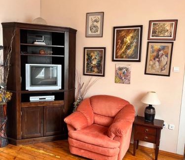 Ruse Center Apartment | Albert Guest House