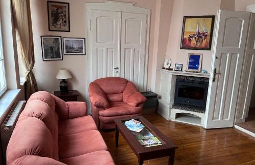 Ruse Center Apartment | Albert Guest House