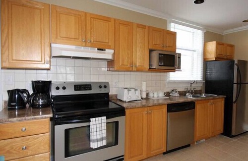Port Stanton Cottage | Albert Manor - Large 5 Br Lakeside House in Severn Bridge.