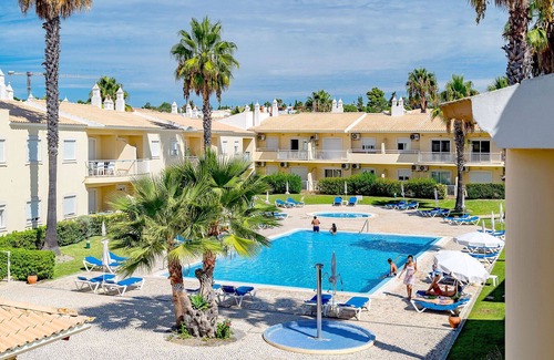 Vale de Parra Apartment | Albufeira Palm Tree With Pool by Homing