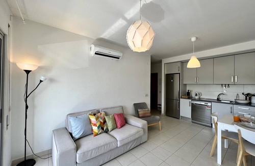 Monte Raposo Apartment | Alcantarilha Vilalux by Homing