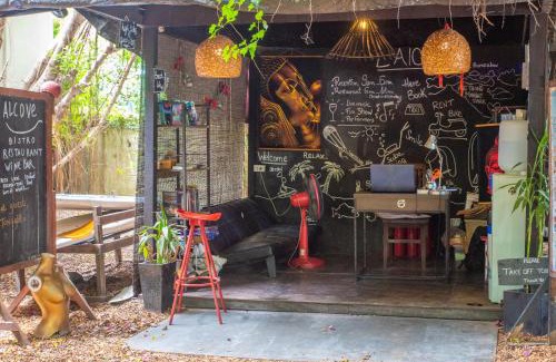 Hin Hong Resort | Alcove Bungalow