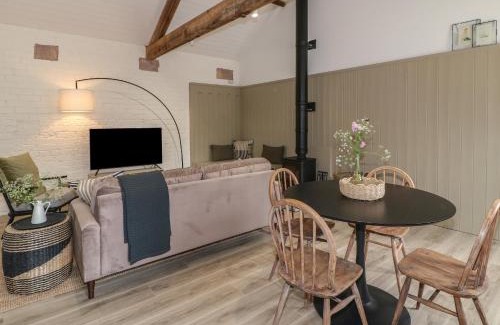Crich House | Alder Cottage - Fold Yards