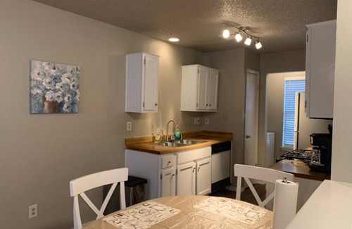 North Star House | Alderbrook Place in NW Austin 2 BR 1 BA (Family Park Nearby) Pet Stays for Free!