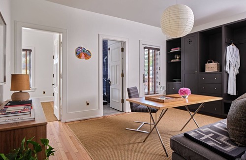 Detroit Bed & Breakfast | ALEO