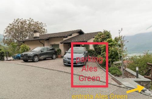 Riazzino House | Ales Green