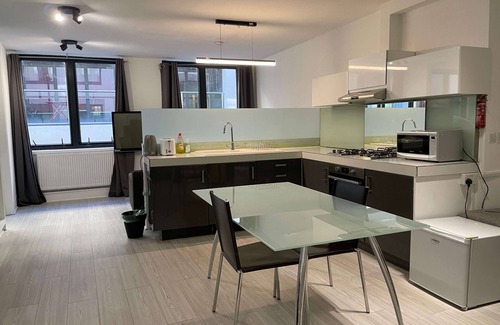 Bunhill Apartment | Alex | 2 BDR London Apartment