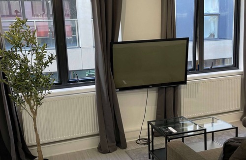 Bunhill Apartment | Alex | 2 BDR London Apartment