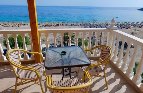 Jala Hotel | Alex & Sofi Hotel