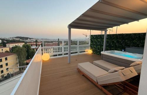 New Kypseli Apartment | Alex Suites Lycabettus Veiw with Outdoor Jacuzzi