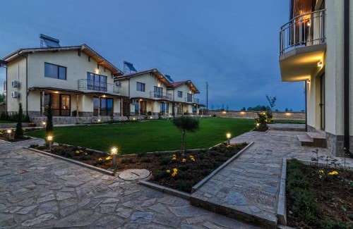 Shkorpilovtsi House | Alex Village