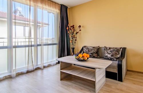 Shkorpilovtsi House | Alex Village
