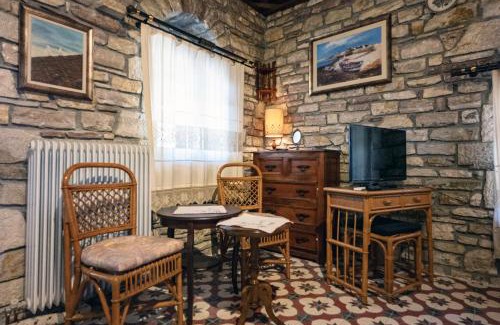 Figaleia House | Alexana - Traditional House