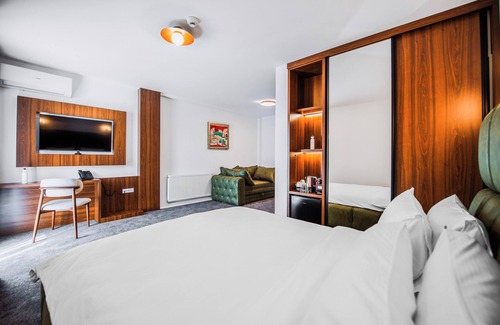 Mladenovac Hotel | Alexander Resort