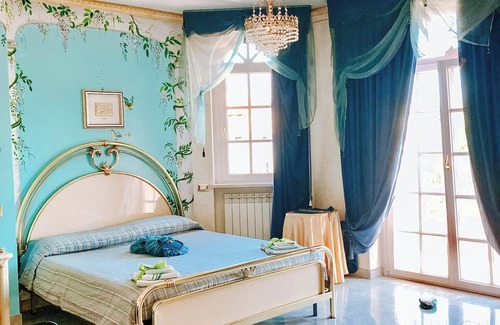 Collecorvino Bed & Breakfast | Alexander's Home | Sunny and luxurious B&B in Collecorvino