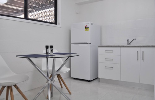 Bundaberg West Hotel | Alexandra Park Motor Inn
