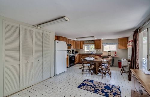 Alexandria Bay House | Alexandria Bay House Sleeps 14 Or Sleeps 6 Up And 8 Down Separately