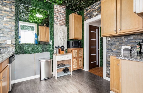 Glen Echo House | Alexandria - SOHUD Home w/arcade near OSU & Historic Crew Stadium