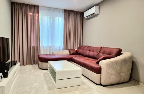 Burgas Center Apartment | Alexandrovska - Super Centar Luxury Apartment