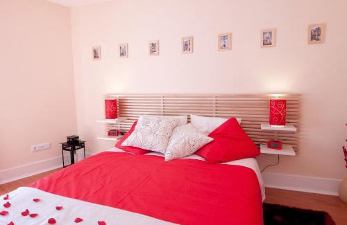 Santa Maria Maior Apartment | Alfama Balcony - Awesome Tagus View