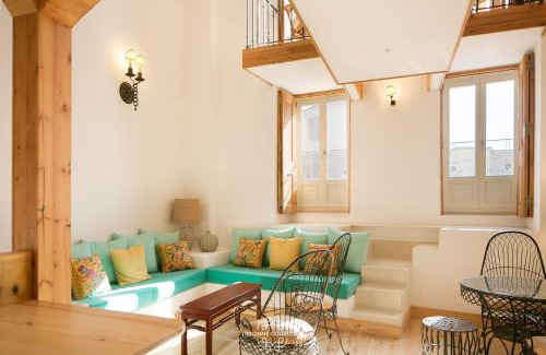 Se Apartment | Alfama Deluxe Duplex by LovelyStay