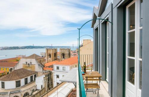 Se Apartment | Alfama Terrace River View by LovelyStay