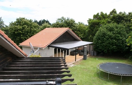 Auckland House | Alfriston Stables - Urban loft styled studio